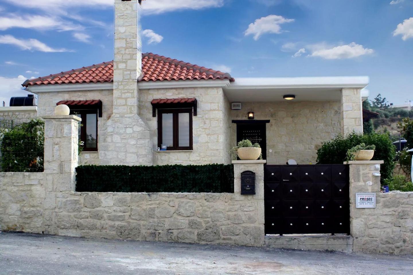 Heraklion Twins House - Private Pool Retreat Episkopi  Bagian luar foto
